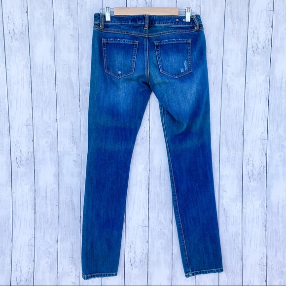 Cabi Slim Boyfriend Distressed Skinny Jeans Size 2 - Picture 3 of 5
